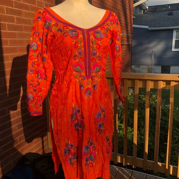 Ladies bright bold orange embroidered dress/shirt size M -one of a kind - Picture 2 of 6